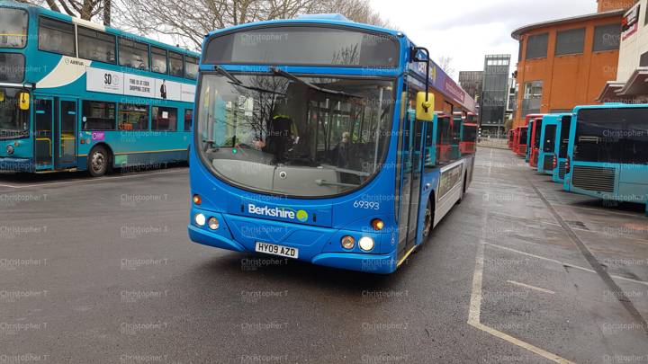 Image of First Berkshire & The Thames Valley vehicle 69393. Taken by Christopher T at 11.26.00 on 2022.02.14